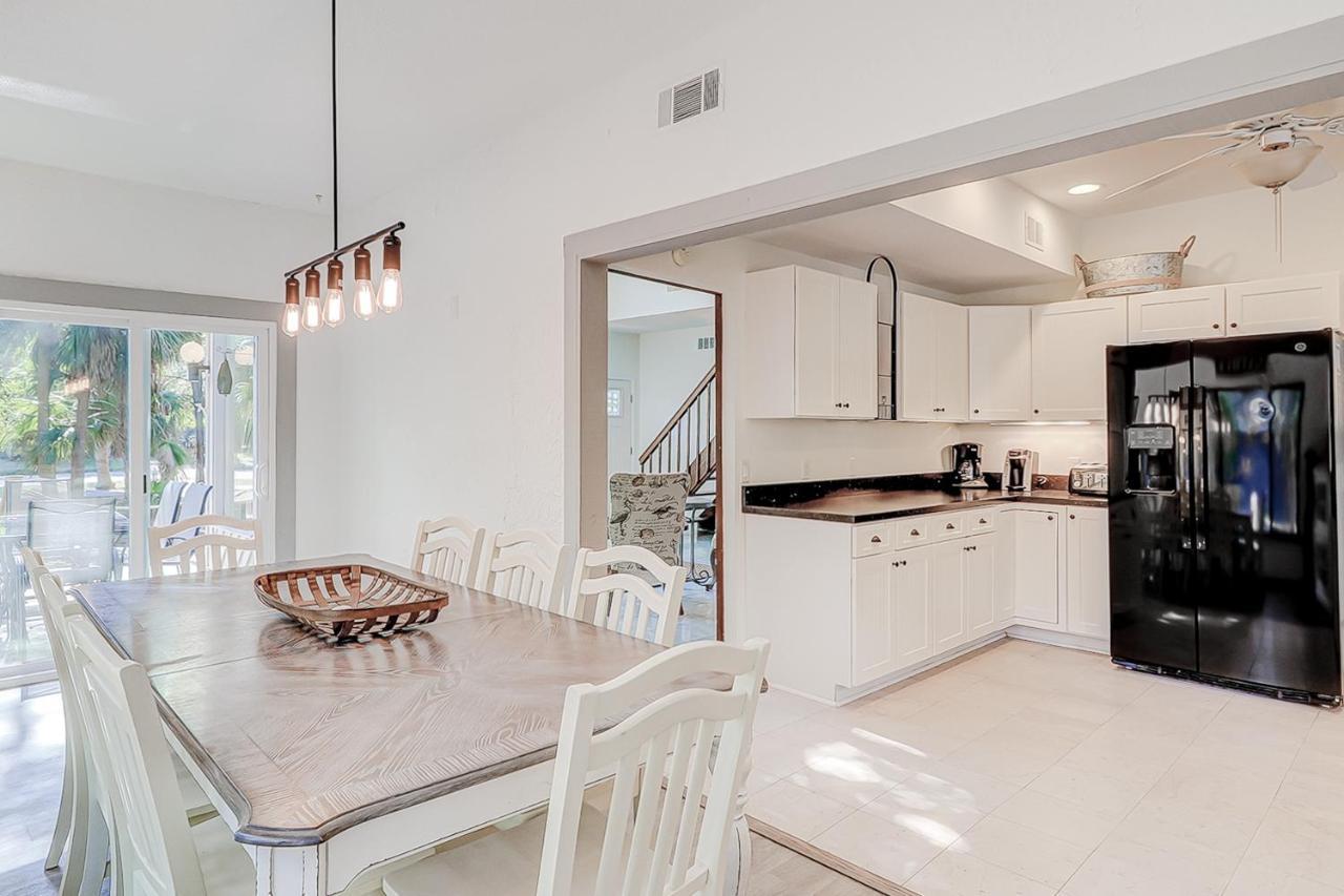 20 Pelican Hilton Head Island Exterior photo